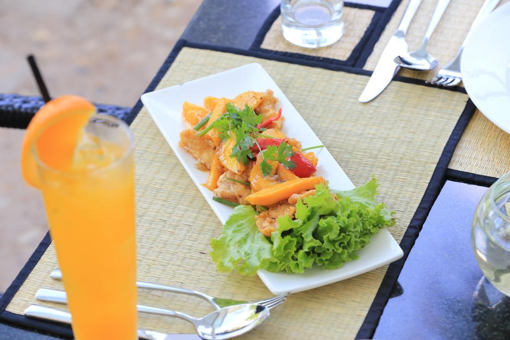 Prasats Boutique Hotel Phnom Pen Exterior foto