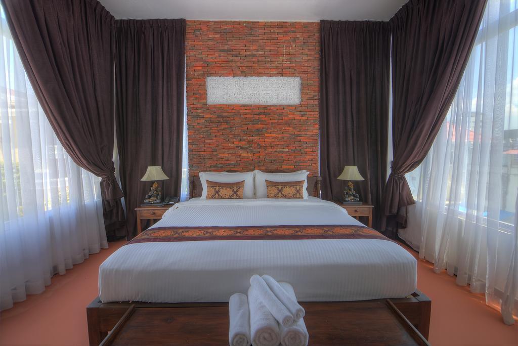 Prasats Boutique Hotel Phnom Pen Exterior foto