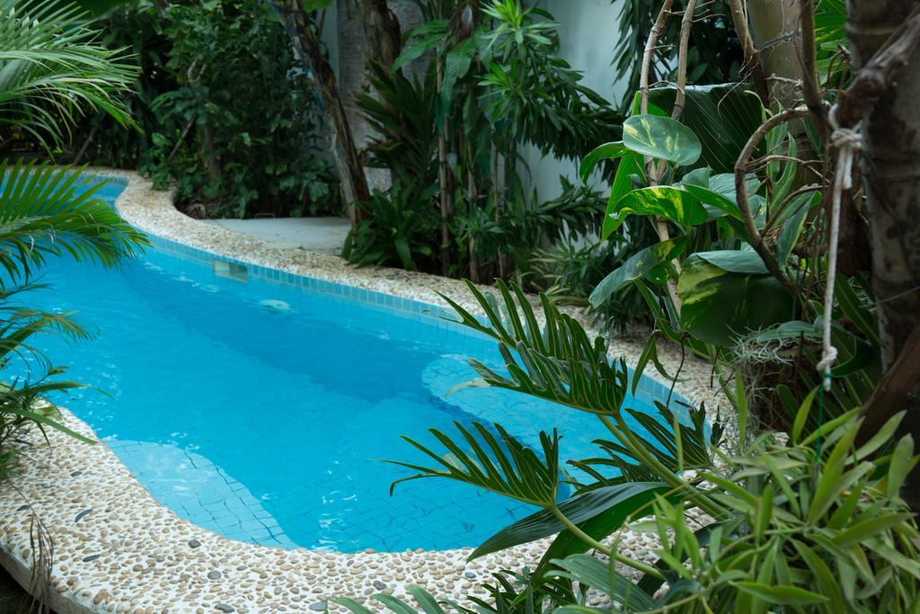 Prasats Boutique Hotel Phnom Pen Exterior foto