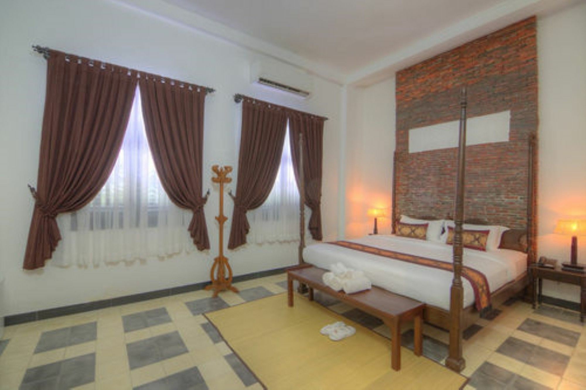 Prasats Boutique Hotel Phnom Pen Exterior foto