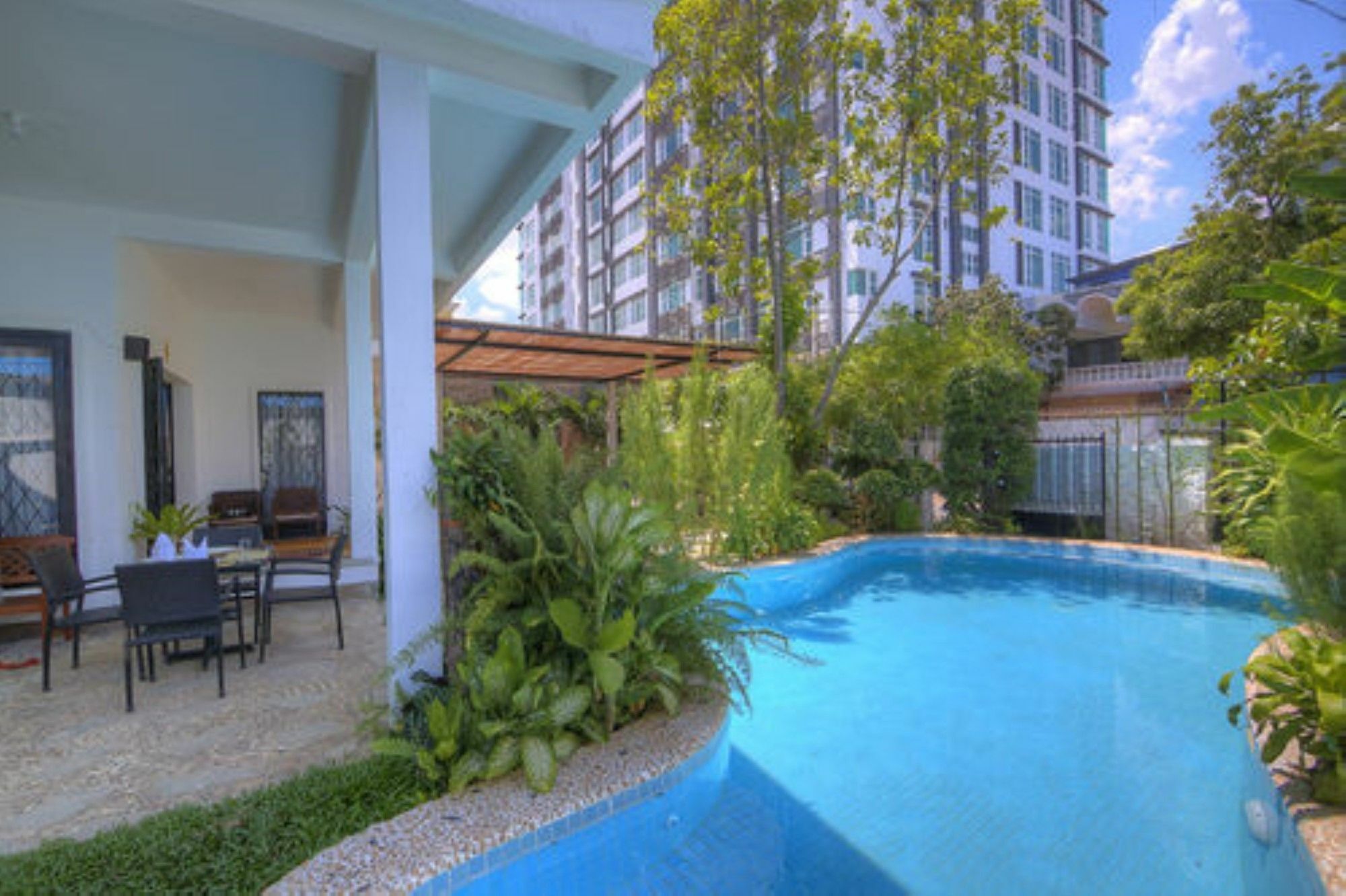 Prasats Boutique Hotel Phnom Pen Exterior foto